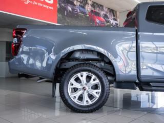 Isuzu D-Max 1.9TD Extended cab LS auto