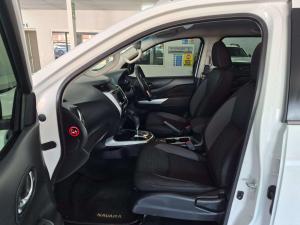 Nissan Navara 2.5DDTI LE/LE Plus 4X4 automatic D/C - Image 14