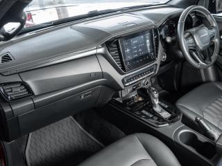 Isuzu D-Max 3.0TD double cab V-Cross 4x4