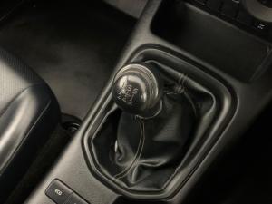 Toyota Hilux 2.7 Vvti RB SD/C - Image 10