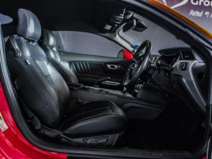 Ford Mustang 5.0 GT fastback - Image 10