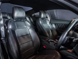 Ford Mustang 5.0 GT fastback - Image 14