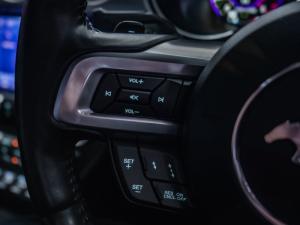 Ford Mustang 5.0 GT fastback - Image 17