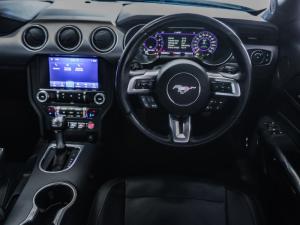 Ford Mustang 5.0 GT fastback - Image 5