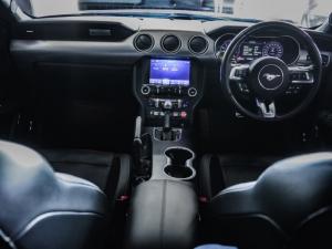 Ford Mustang 5.0 GT fastback - Image 9