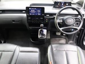 Hyundai Staria 2.2D Executive 11-seater - Image 9