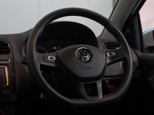 Volkswagen Polo Vivo hatch 1.6 Comfortline auto - Image 11