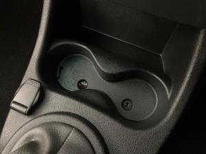 Nissan NP200 1.6 Single Cab - Image 10