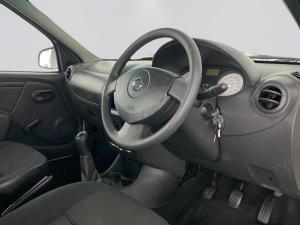 Nissan NP200 1.6 Single Cab - Image 15