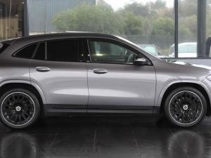 Mercedes-Benz GLA GLA200 Progressive - Image 5