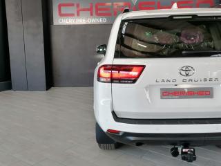 Toyota Land Cruiser 300 3.3D GX-R