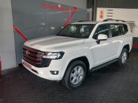 Toyota Land Cruiser 300 3.3D GX-R