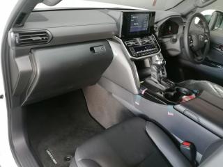 Toyota Land Cruiser 300 3.3D GX-R