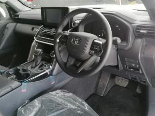 Toyota Land Cruiser 300 3.3D GX-R