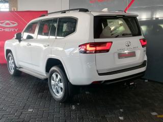 Toyota Land Cruiser 300 3.3D GX-R