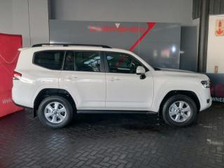 Toyota Land Cruiser 300 3.3D GX-R