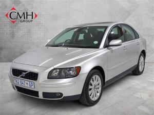 Volvo S40 1.8i - Image 1