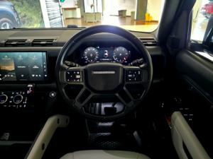 Land Rover Defender 110 D350 X-Dynamic HSE - Image 14