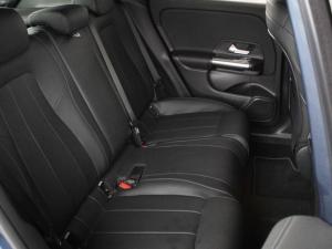Mercedes-Benz GLA GLA200d Progressive - Image 17