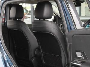 Mercedes-Benz GLA GLA200d Progressive - Image 18