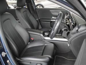 Mercedes-Benz GLA GLA200d Progressive - Image 19