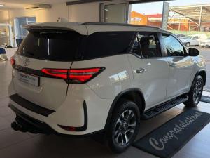 Toyota Fortuner 2.8GD-6 Raised Body automatic - Image 10