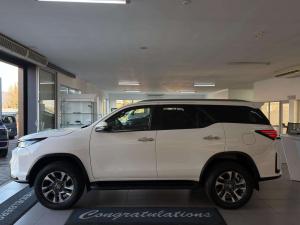 Toyota Fortuner 2.8GD-6 Raised Body automatic - Image 4