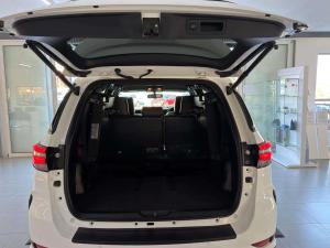 Toyota Fortuner 2.8GD-6 Raised Body automatic - Image 8