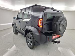 Toyota Land Cruiser FJ 2.7 4x4 GX - Image 10