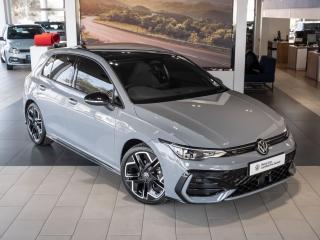 Volkswagen Golf 1.4TSI R-Line