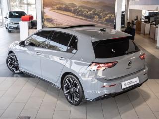 Volkswagen Golf 1.4TSI R-Line