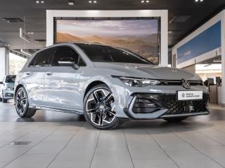 Volkswagen Golf 1.4TSI R-Line