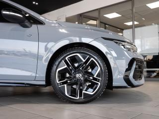 Volkswagen Golf 1.4TSI R-Line