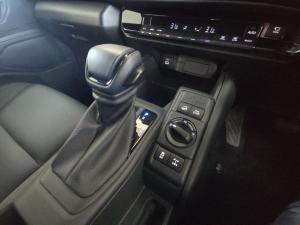 Toyota Land Cruiser FJ 2.7 4x4 VX - Image 13