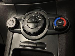 Ford Fiesta 1.0 Ecoboost Trend 5-Door - Image 12