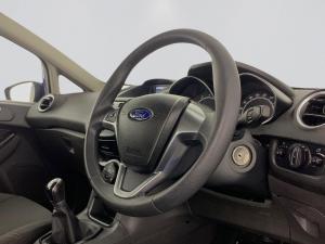 Ford Fiesta 1.0 Ecoboost Trend 5-Door - Image 18