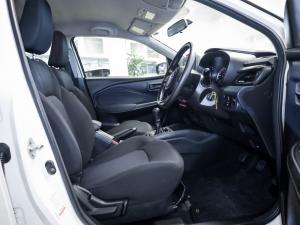 Toyota Starlet 1.5 Xi - Image 6