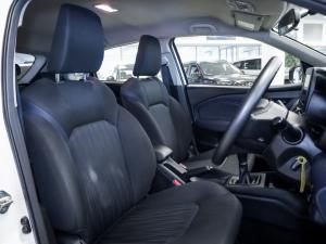 Toyota Starlet 1.5 Xi - Image 8
