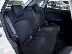 Toyota Starlet 1.5 Xi - Image 9