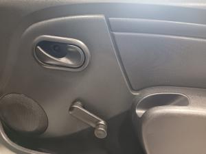 Nissan NP200 1.6i - Image 14