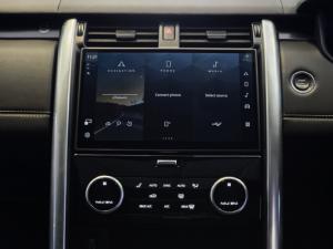 Land Rover Discovery D350 Metropolitan Edition - Image 19