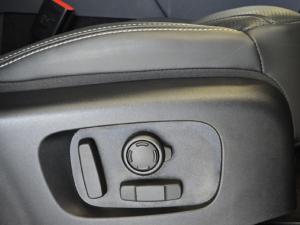 Land Rover Discovery D350 Metropolitan Edition - Image 22