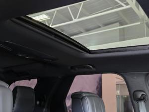 Land Rover Discovery D350 Metropolitan Edition - Image 26