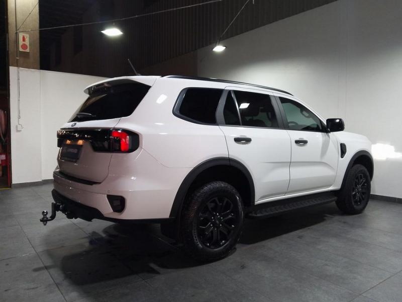 Ford Everest Everest 2.0 SiT Active