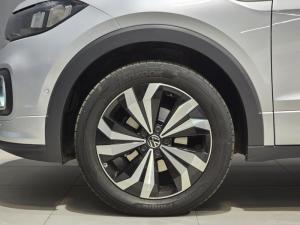 Volkswagen T-Cross 1.0TSI R-Line - Image 10