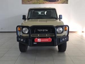 Toyota Land Cruiser 76 2.8GD-6 station wagon VX - Image 4