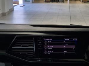 Volkswagen Caravelle 2.0BiTDI Highline 4Motion - Image 11