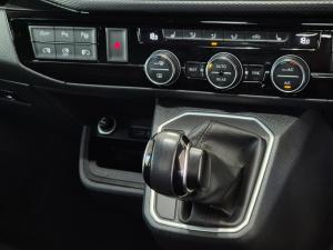 Volkswagen Caravelle 2.0BiTDI Highline 4Motion - Image 17