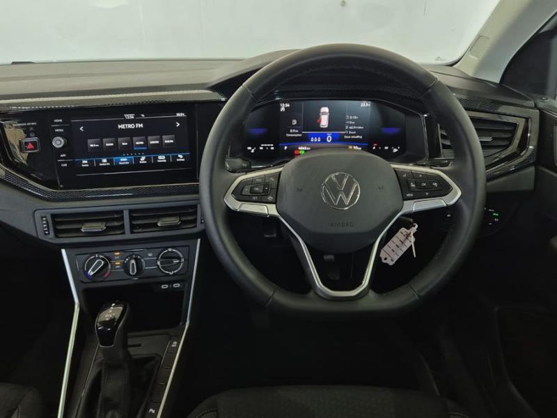 Volkswagen Polo Polo hatch 1.0TSI Life auto
