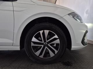 Volkswagen Polo hatch 1.0TSI Life auto
